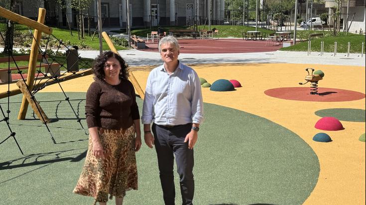 Jauregizahar plaza berritzeko lanak amaitu dituzte Zornotzan