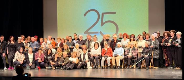 Elorrioko Merkatarien Elkarteak 25 urteko bidea ospatu du Arriolan