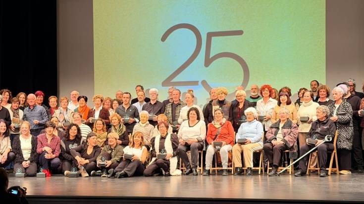 Elorrioko Merkatarien Elkarteak 25 urteko bidea ospatu du Arriolan