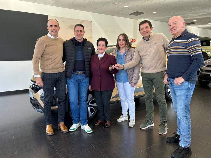 Francisca Painok irabazi du JAEDen zozketako autoa