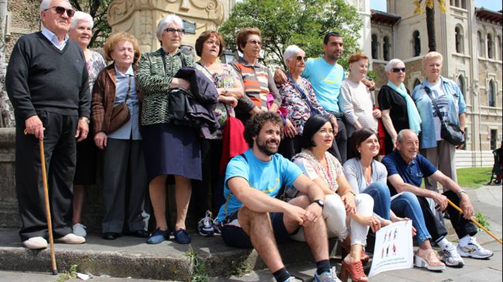 Paseoa, osasunerako eta laguntasunerako tresna
