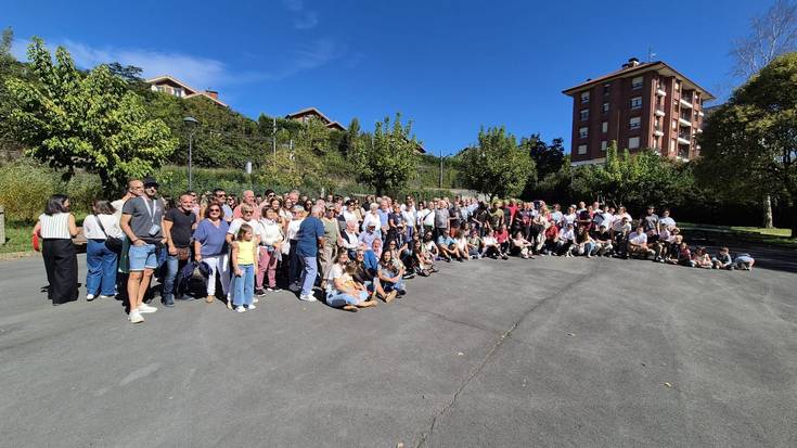 [ARGAZKI GALERIA]: Urdiñak elkartearen urteurrena jai giroan ospatu dute