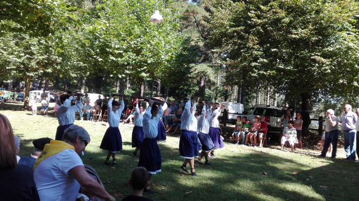 Izurtzako jaiei Santa Agedan eman diete segida - 2