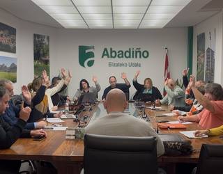 Abadiñoko Udalak  laguntza programen bidez gazteen kontratazioa bultzatzea onartu du