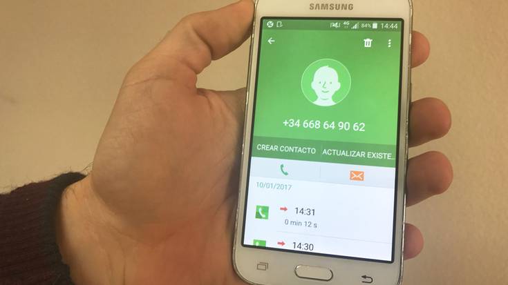 Telefono bidezko iruzurrak egiten ari direla ohartarazi du Ertzaintzak