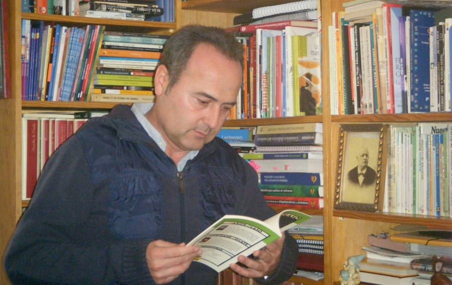Xabier Olaso: “Haurrek daukaten jakin-mina asetzeko beharrezko tresnak dira liburuak”