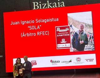 [ARGAZKI GALERIA]: Bizkaiko txirrindularitza federazioko galan Durangaldeko hainbat kide saritu dituzte