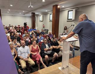 Richar Vaquero Podemos Euskadiko koordinatzaile nagusia Abadiñon