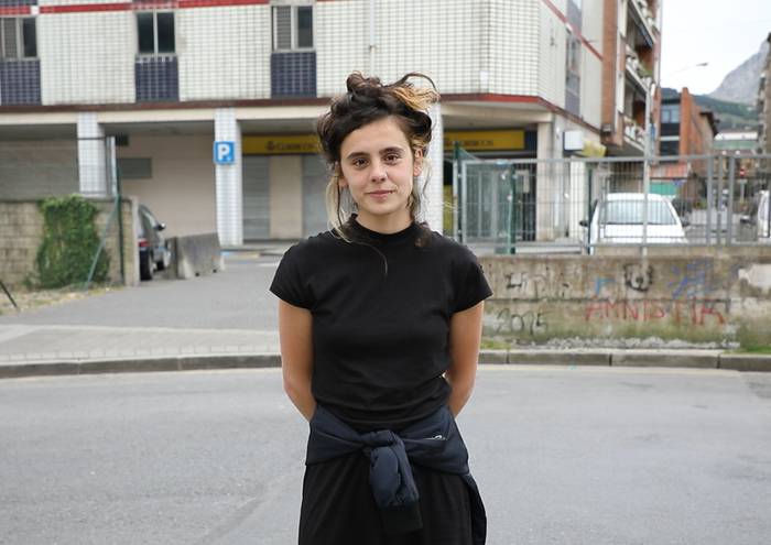 Ainhoa Olasoren 'Hemen bizi da maitasuna' Kimuak katalogoa osatzeko aukeratu dute