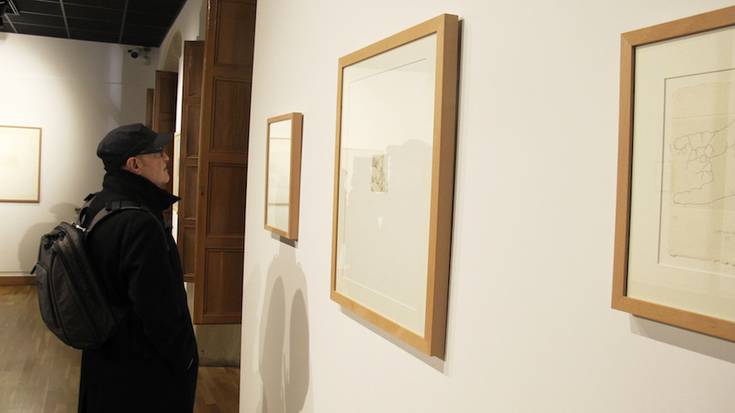 Oihartzunak erakusketagaz berrireki ditu ateak Arte eta Historia museoak