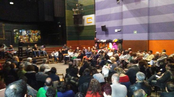 Podemos Euskadi Durangon batzartu da, Madrilen proposamenak aurkezteko asmoz
