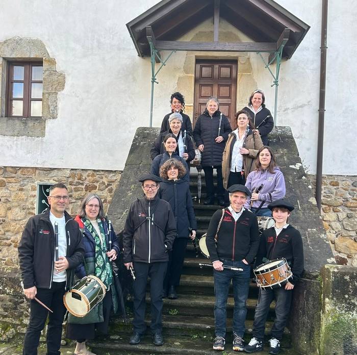 Durangaldeko Txistulari Egunaren 70. urteurrena ospatu dute gaur Abadiñon
