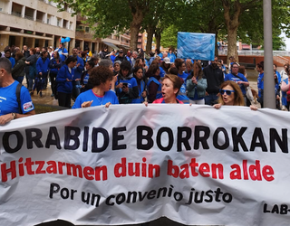 Gorabideko beharginek protestara irten dute lan hitzarmenaren negoziaketa "desblokeatzeko"