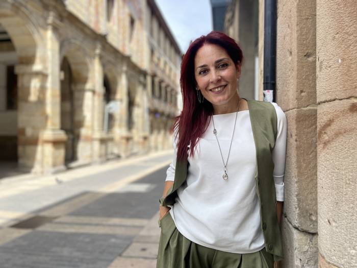 "Beharrezkoa da suizidioaz epairik bako foroetan berba egitea"