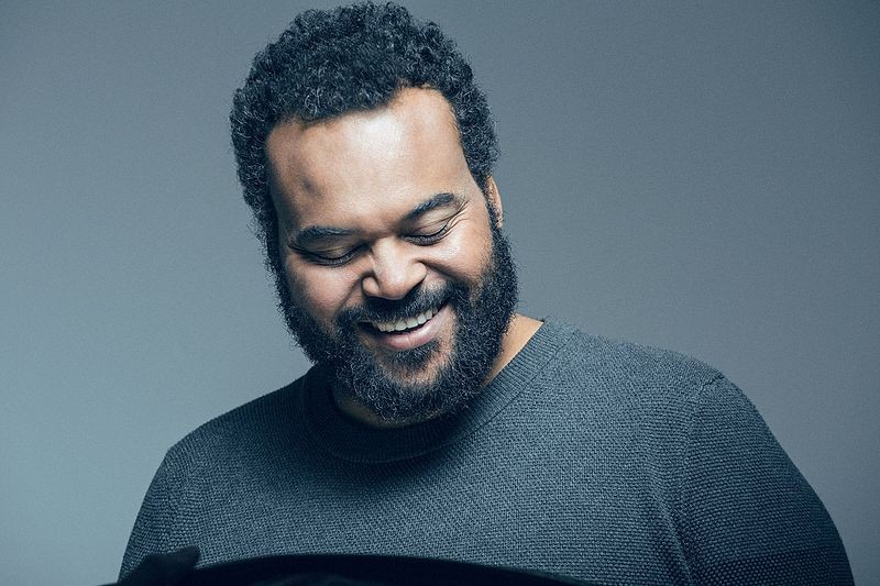 Carlos Jeanek bertan behera utzi du Zornotzako emanaldia 