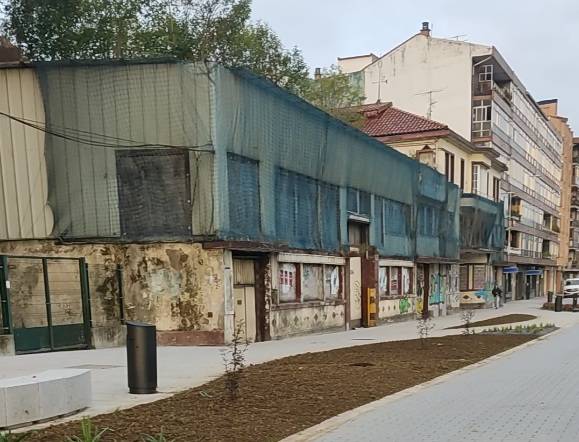 Zaga fabrika botatzea ahalbidetzeko hirigintza hitzarmena onartu dute Iurretan