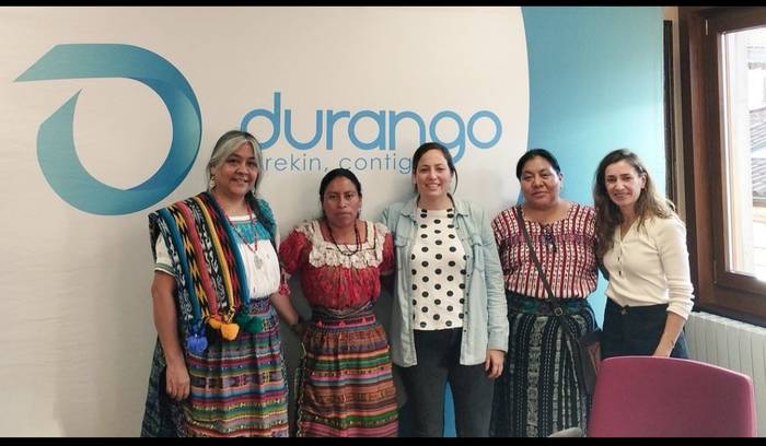 Guatemalako emakume maien ordezkaritza, Durangon