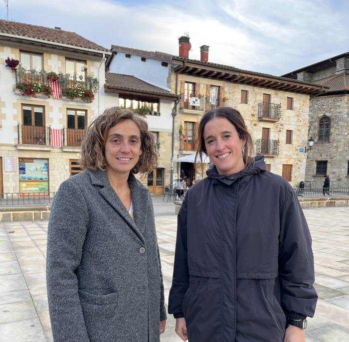 "Onartezina da hiru herri pediatrarik barik egotea"