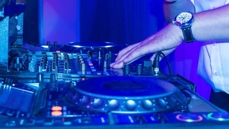 Arratsalde elektronikoa Zornotzan, Infinity Clubbing kultur kolektiboaren ekimenez