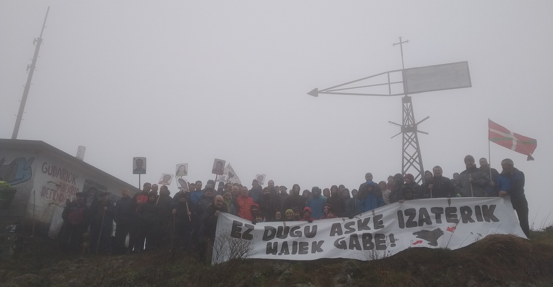 Gudarien omenezko ekitaldia egin dute gaur, Intxortan
