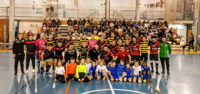 Sasikoarentzat areto futboleko derbia eta lidertza