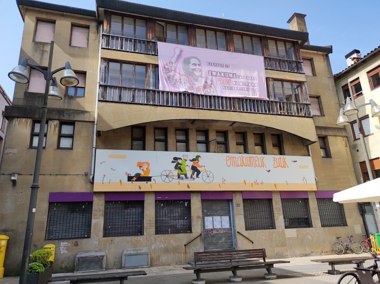 Durangoko EH Bilduk Correoseko proiektua bideragarri egiteko aukera "ezkutatzea" egotzi dio gobernu taldeari