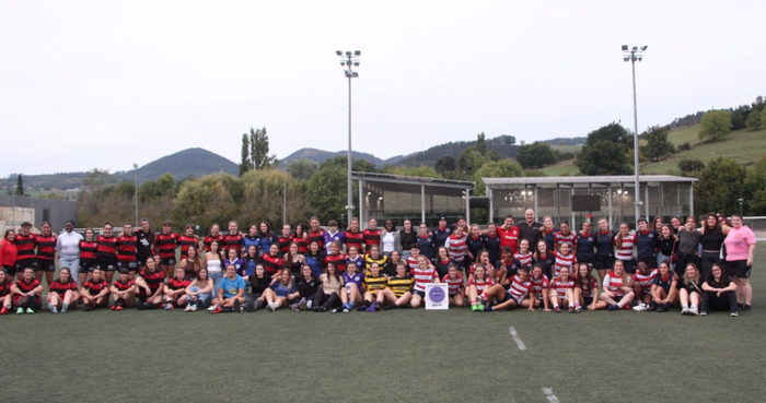 Universitario Bilbao taldeak irabazi zuen Durango Neskak Rugby Txapelketa