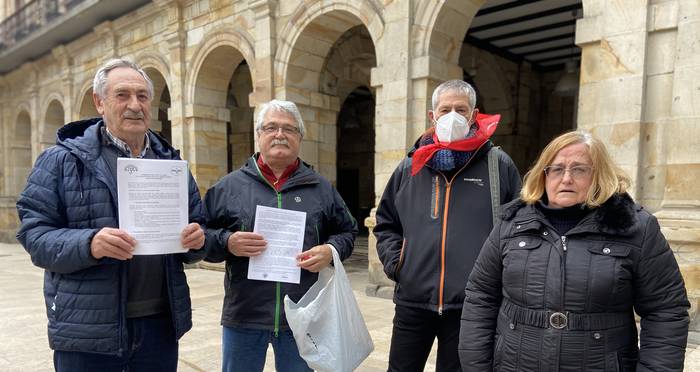 "Alemania Europako herrialde gorena da banku publikoaren erabileran; eredu hori eskatzen dugu Euskal Herriarentzat"