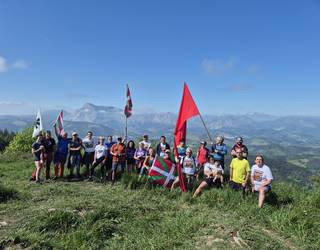 Castet Elkarteak gerrako ume zaldibartarrak eta lurpean jarraitzen duten gudariak gogoratu ditu