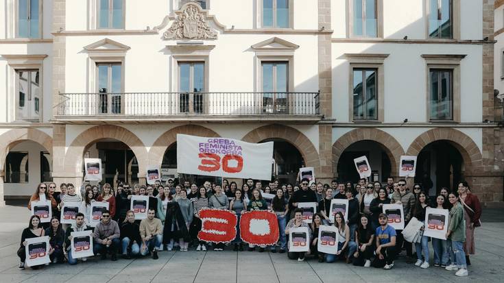 Zornotzako gazteek bat egin dute azaroaren 30eko greba feminista orokorragaz