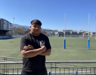 Iker Fidel Escobar errugbilari durangarra Baionako Avironen