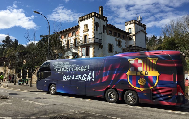 Bartzelonako jokalariak 20:00ak inguruan helduko dira Durangoko Gran Hotelera