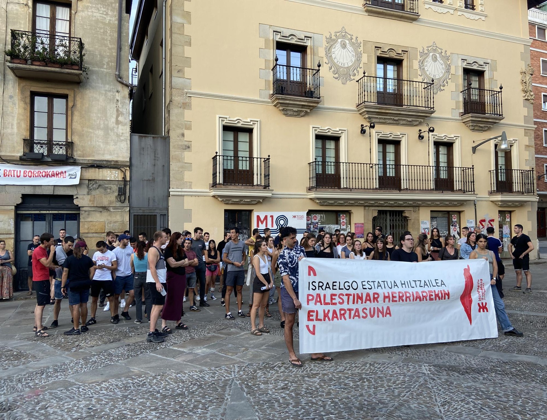 Kontseilu Sozialistak Israelen azken erasoak salatuko ditu barikuan