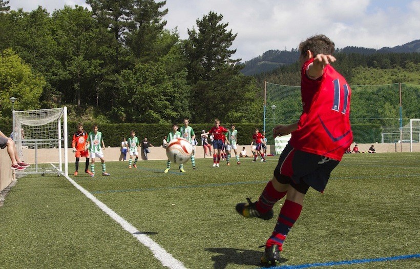 Gaztetxoen futbol torneoa Berrizen 