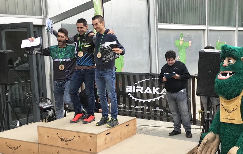 Gaizka Juaristi abadiñarrak Nafarroako Irisarri Bike Enduro Txapelketa irabazi du