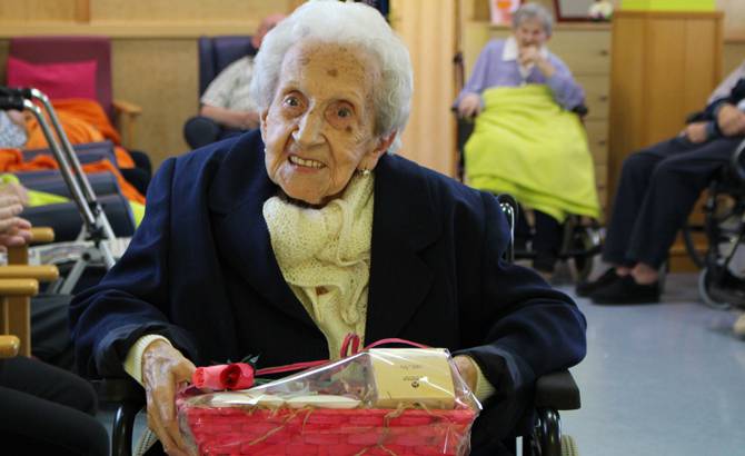 102 urtegaz bizirik dagoen emakume erraketista durangarra