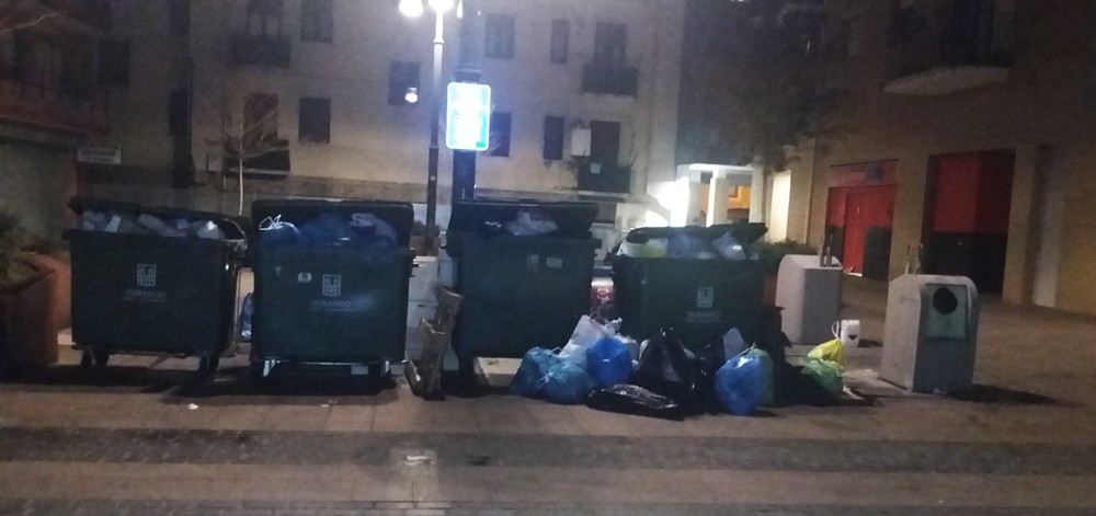 Durangoko zabor bilketaren gestioan auzokideen iritzia kontuan hartzea eskatu du DAZek