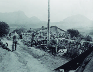 Asko esaten duten argazkiak