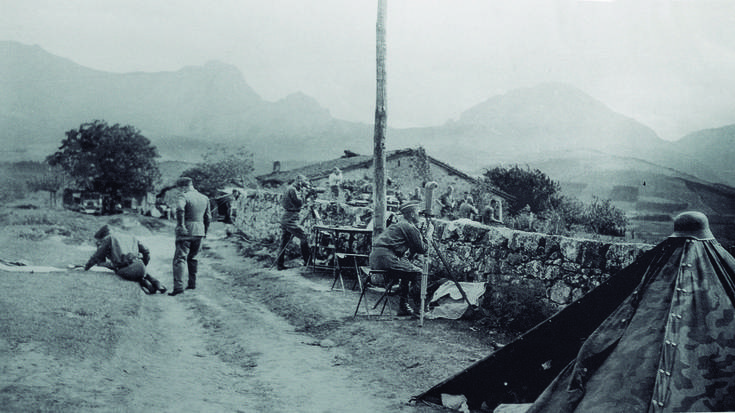 Asko esaten duten argazkiak