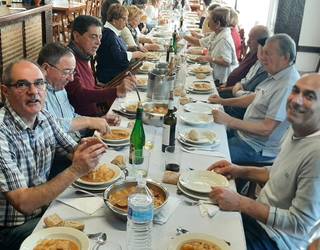 Karta-jokoak eta bazkaria Garaiko nagusien aste kulturalean