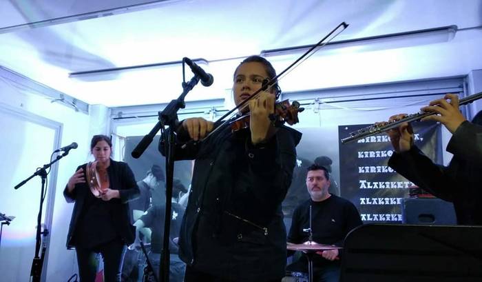 Lorratz taldeak girotuko du zapatu honetako Dantzaro