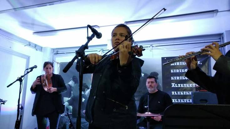 Lorratz taldeak girotuko du zapatu honetako Dantzaro