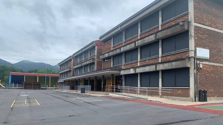 Udalak Maiztegi eskolagaz konpromiso "sendoa" duela dio gobernu taldeak