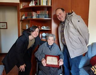 Josefina Goiriena Garamendik 100 urte bete ditu