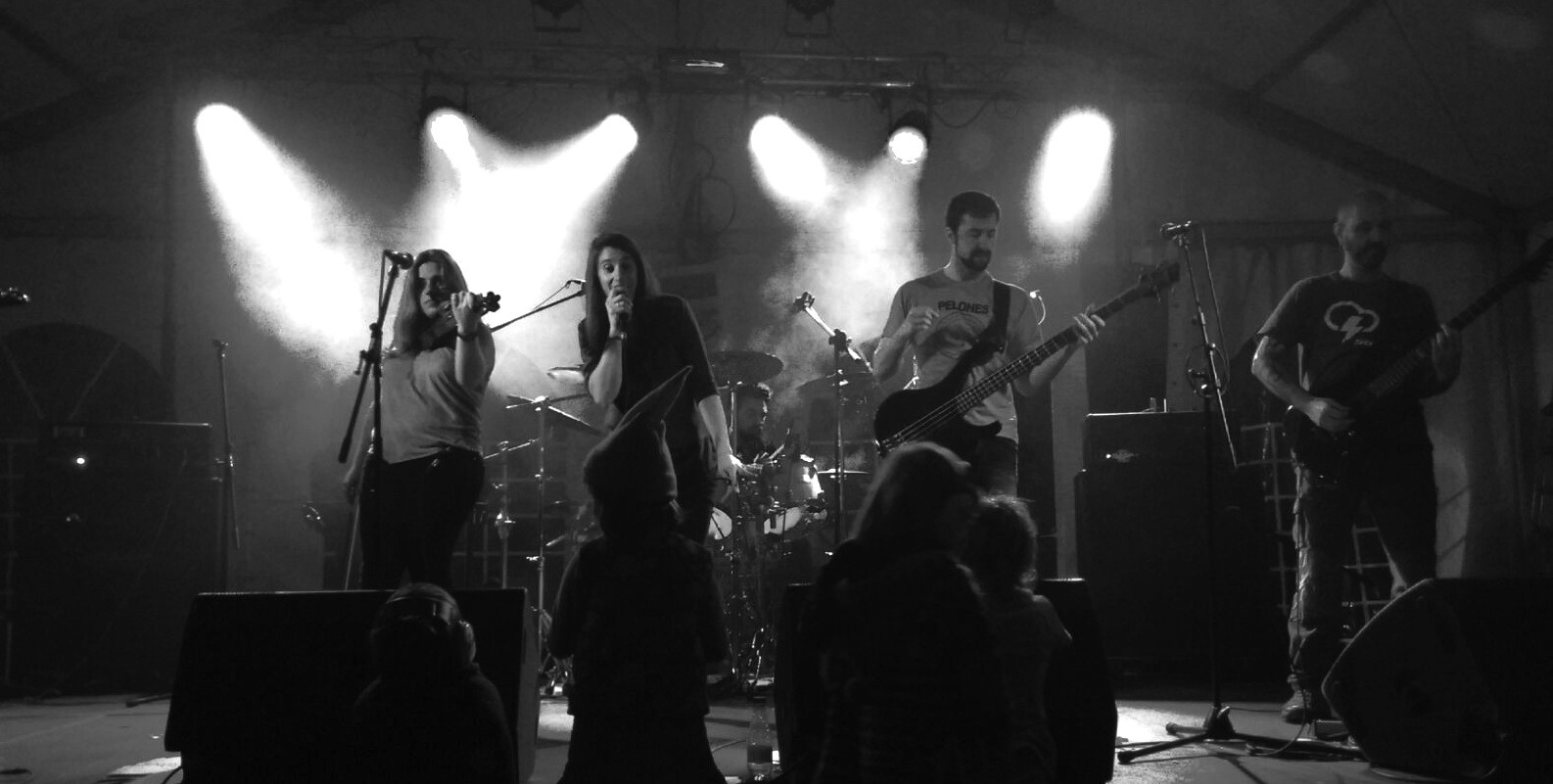 Storm seikote durangarra, Los Juanma eta Fly Shit protagonista, gaur, Plateruenean