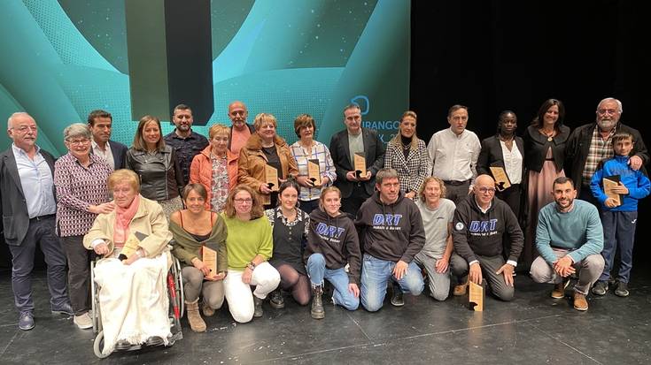 [ARGAZKI GALERIA] Atzo Durango Sariak banatu zituzten San Agustin Kultur Guneko ekitaldian