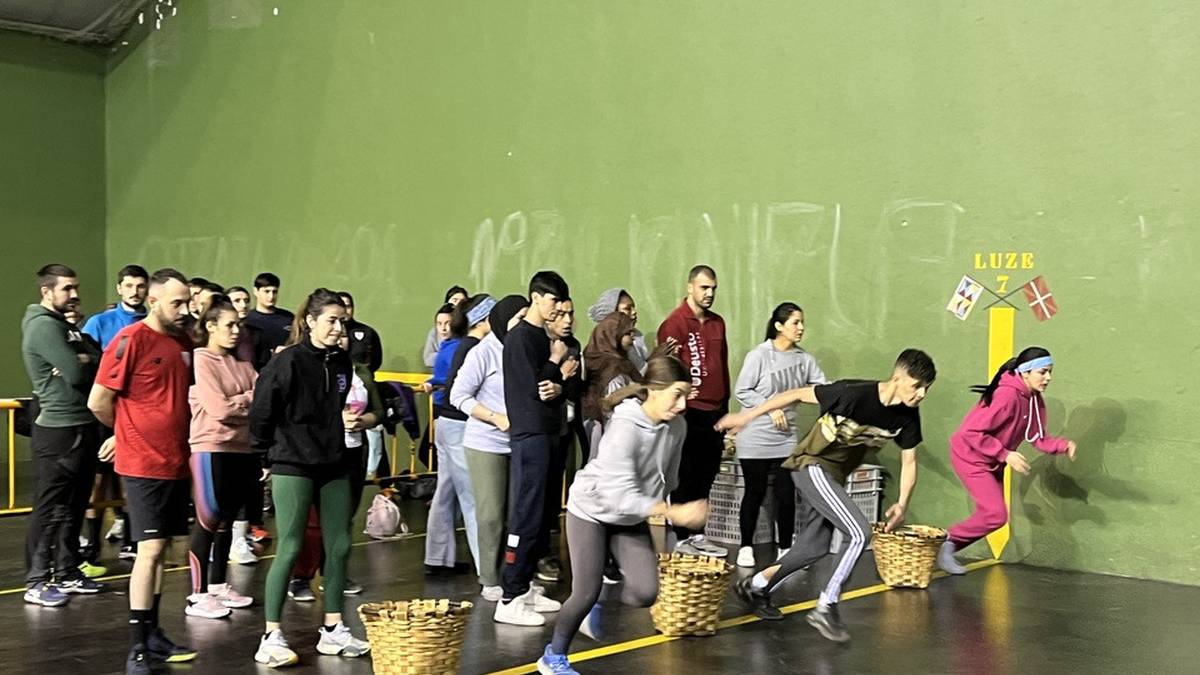 Gaur hasiko dituzte San Antonio jaiak Berrizen