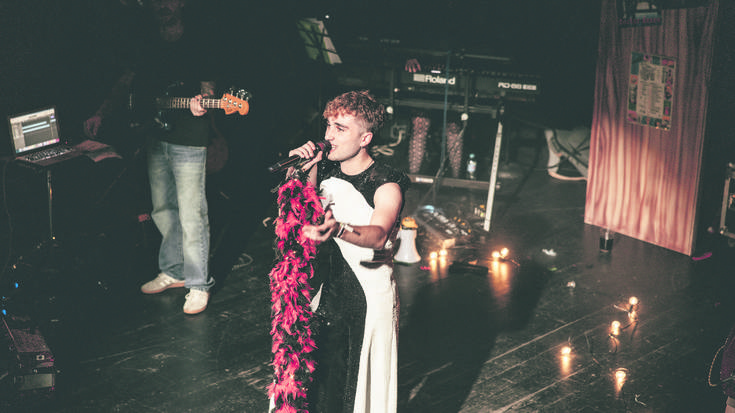 "Neure burua zuzeneko artista legez ikusten dut gehiago"