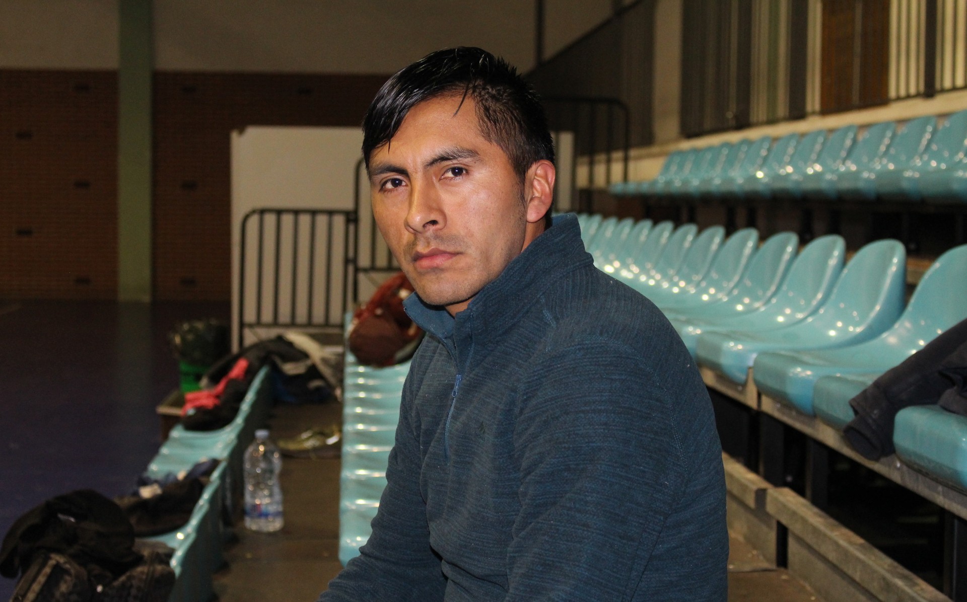 “Semeek egunak daramatzate Bolivian eskolara joan barik, ikastetxe asko erre egin dituztelako”