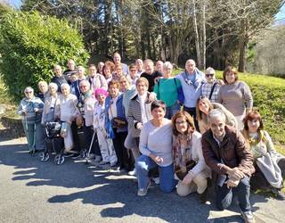 [ARGAZKI GALERIA] Oromiñoko auzo eskolako ikasle-ohiak elkartu ziren asteburuan